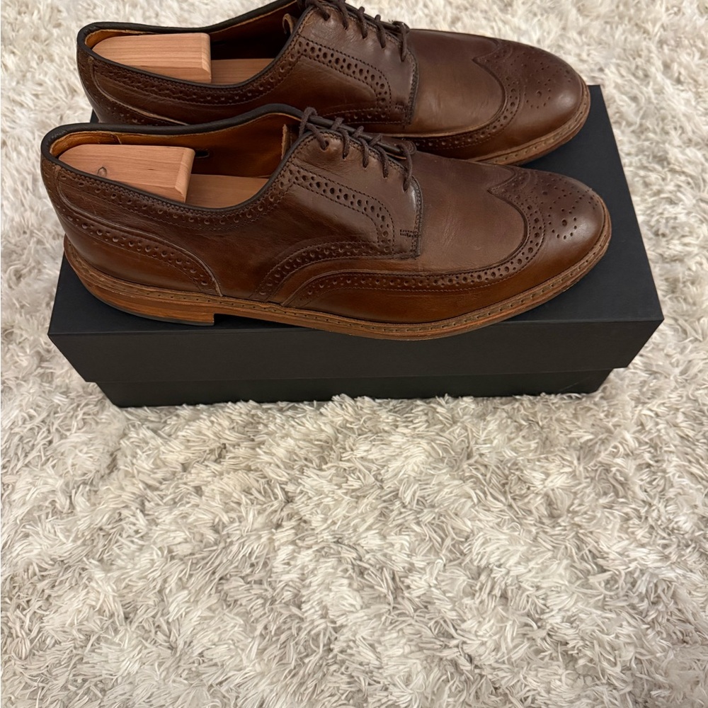 Allen Edmonds Brown Leather Oxford Wingtips